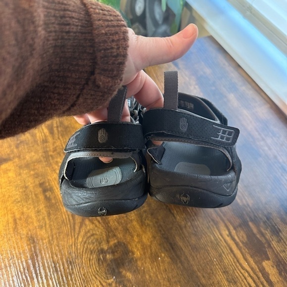 Teva Men’s Black Minam River Sandals Size 11 - Picture 7 of 9